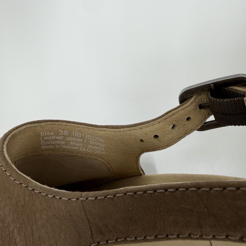 Dansko Sassy Shoes Size 38 Womens 7.5 8 Brown Leather Cutout Slingback Clog Heel - Picture 10 of 10